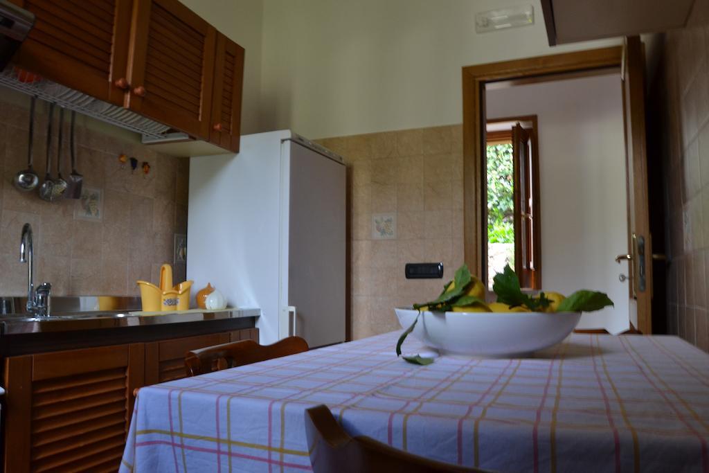 Casa Vacanze Nonno Aldo Минори Экстерьер фото